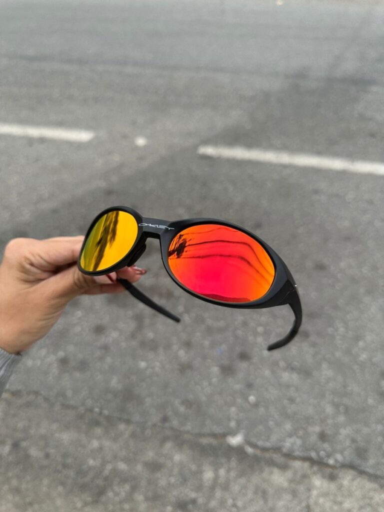 EYE JACKET PRETO — LIMITADO