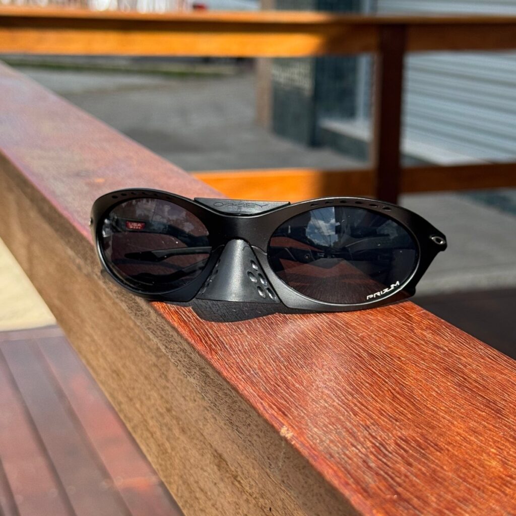 PLANTARIS PRETO — LIMITADO