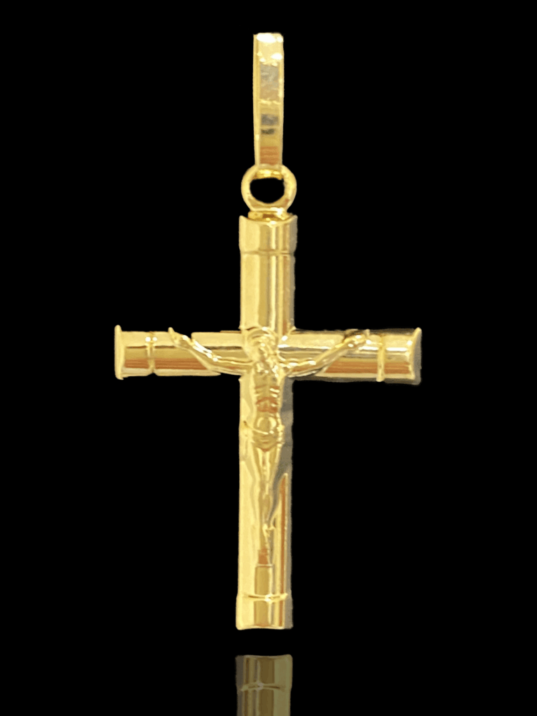 PINGENTE BANHADO A OURO 18K — CRUCIFIXO — 0,95G 2,5X1,8CM