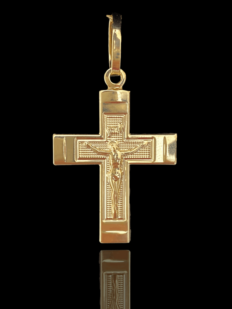 PINGENTE BANHADO A OURO 18K — CRUCIFIXO — 1,9G/2,5X2CM